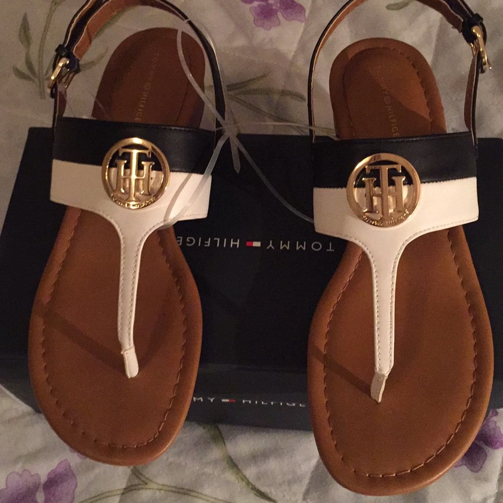 🚨SOLD🚨 Tommy Hilfiger sandals